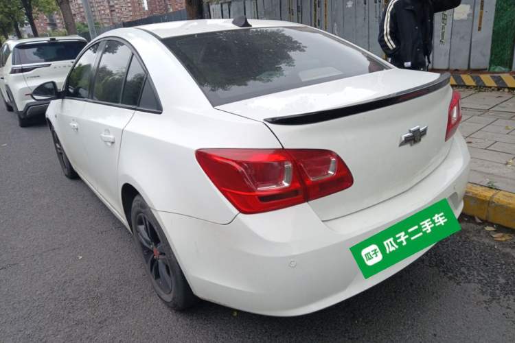 Used Chevrolet Cruze 2015 1.5L Classic SE AT Rear Left 45 Deg