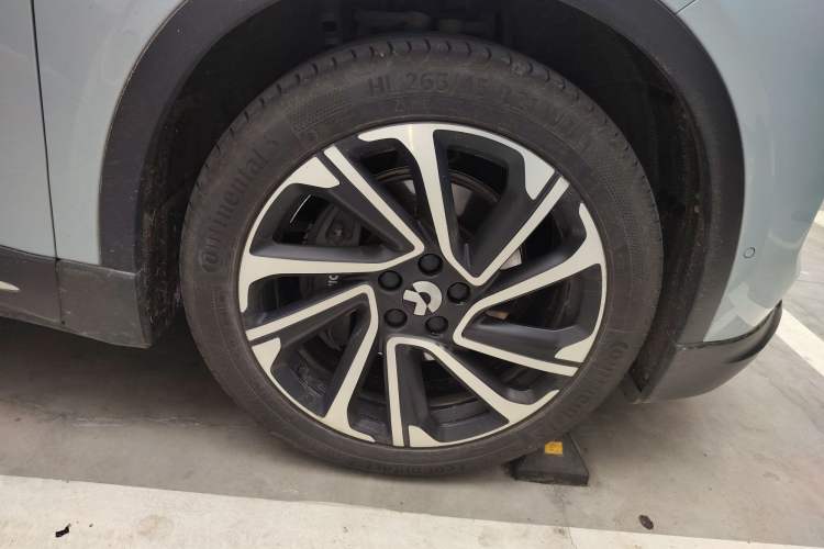 Used Nio EC6 2024 75 kWh