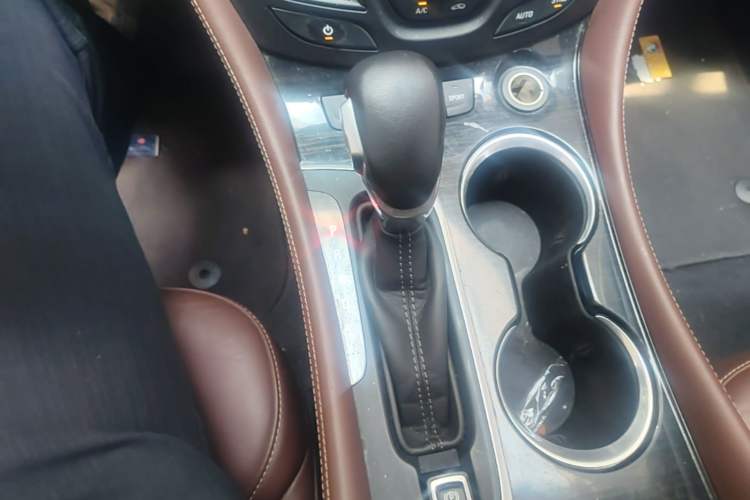 Used Buick Envision 2020 28T Four-Wheel Drive Elite Version
