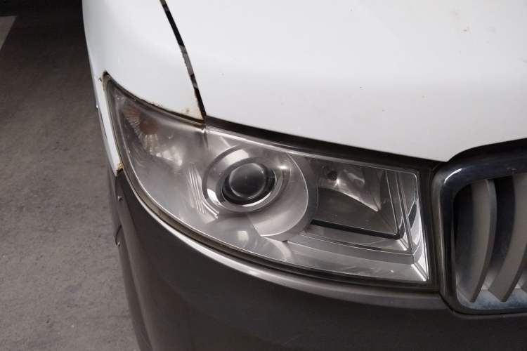 Used Jinbei New Hiace X30L 2016 1.3L Wealth Edition Van DLCG12 Right Front Headlight