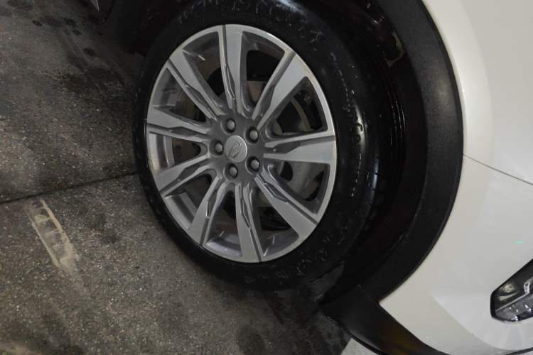 Used Cadillac XT4 2021 28T Four-Wheel Drive Platinum Edition