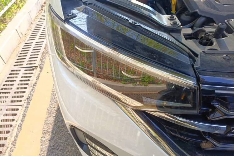 Used Volkswagen Tayron 2023 380TSI Four-Wheel Drive R-Line High-Energy Version Right Front Headlight