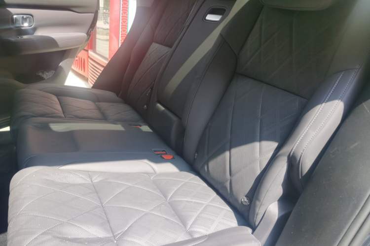 Used Leapmotor C16 2026 Extended-Range 280 LiDAR Zhizun Edition 5 Seats
