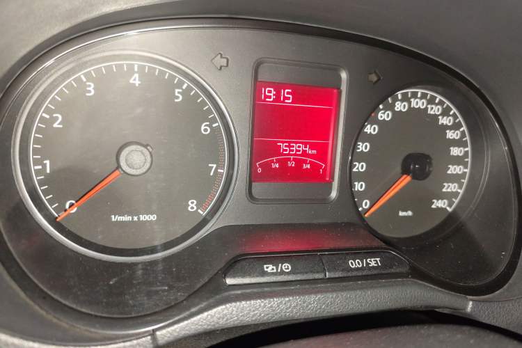 Used Volkswagen Polo 2012 1.6L Cross Polo Automatic Transmission Odometer Close Up