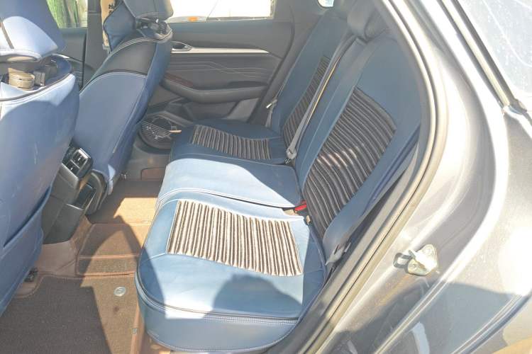 Used Geely Auto Preface 2025 Dongfang Yao 1.5TD Kunlun Edition
