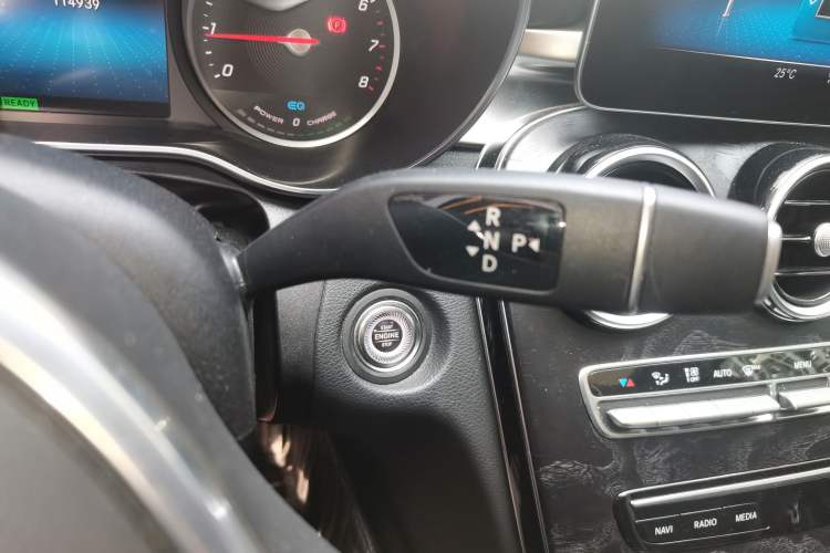 Used Mercedes-Benz C-Class 2019 C 260 L Sport Edition Gear Lever