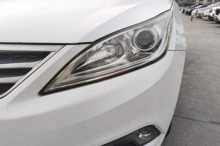 Used CHANGAN Eado 2015 1.6L Manual Luxury Model China V Standard Left Front Headlight