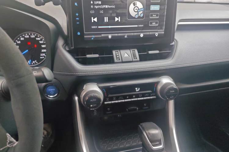 Used Toyota Wildlander 2022 Dual-Engine 2.5L E-CVT Two-Wheel Drive Prestige Edition