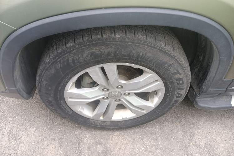 Used CHANGAN CS75 2016 1.8T Automatic Elite Model China IV Standard Left Front Wheel Hub