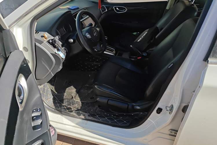 Used Nissan Sylphy 2019 1.6XV CVT Smart Connect Luxury Edition China VI Standard Driver Seat