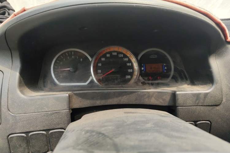 Used FORTHING Lingzhi 2015 M5 Q7 2.0L 7-seat Long-Wheelbase Comfort Model
