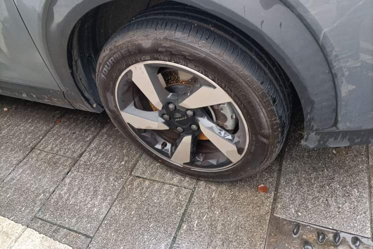 Used Lynk & Co 06 2020 1.5T JinPro model
