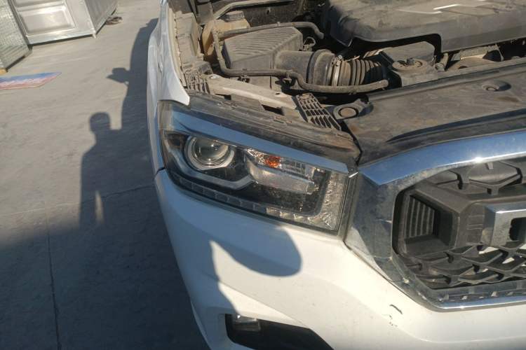 Used SAIC MAXUS T70 2021 2.0T Diesel Automatic 4x4 Elite Version with Long Bed and High Ground Clearance