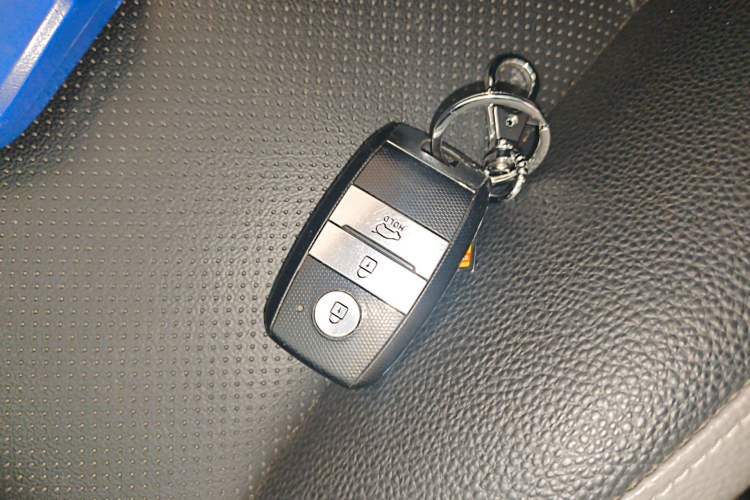 Used Kia kx1 Stonic 2019 1.4L Automatic Sport Edition China VI
