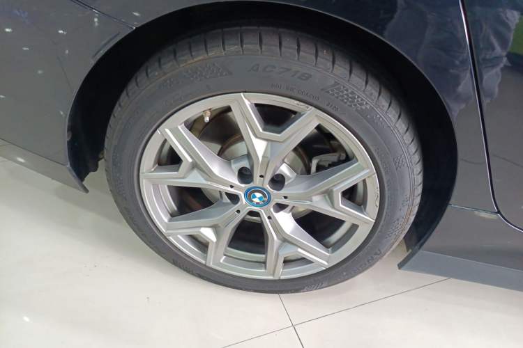 Used BMW i3 2024 eDrive 35 L