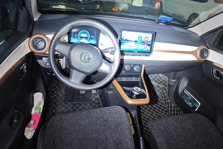 Used Dongfeng NAMMI EX1 2023 PRO Light Wind Edition Lightning Model Center Console