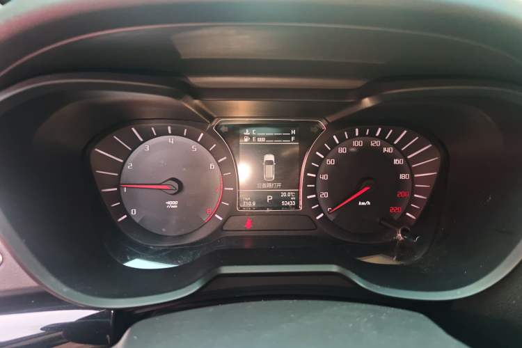 Used GAC Trumpchi GS4 2017 235T Automatic Two-Wheel Drive Luxury Smart Connectivity Version Instrument Cluster