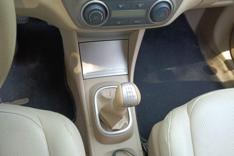 Used Nissan Sylphy 2012 Classic 1.6XE Manual Comfort Edition
