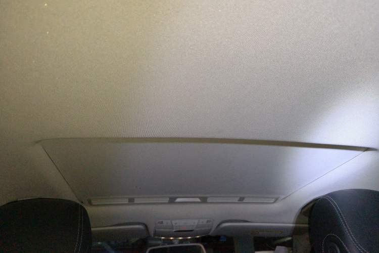 Used Mercedes-Benz C-Class 2017 Restyled C 180 L Fashion Edition Sport Version
