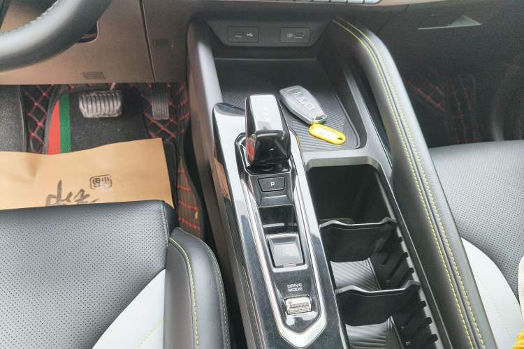 Used Geely Auto Coolray 2022 Bin Yue COOL 1.5TD DCT Hot Engine Edition Gear Lever