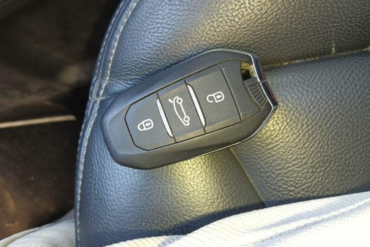 Used Citroen C4L 2016 1.2T Automatic Elite Model Vehicle Key