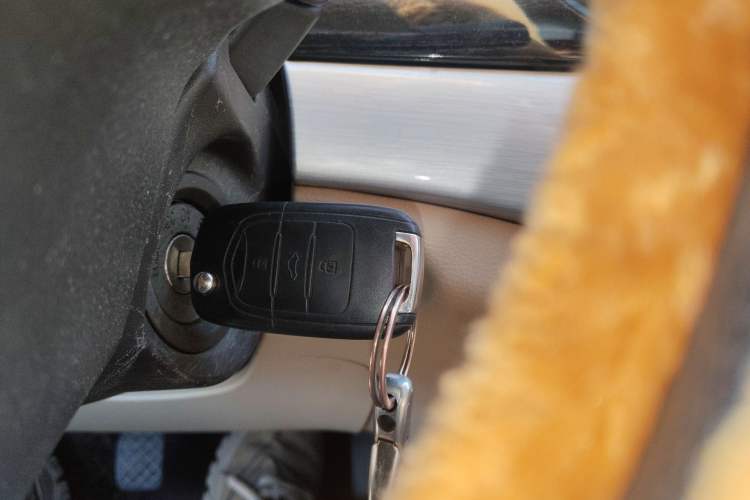 Used Baojun 730 2016 1.5L Manual Comfort Version 7 Seats China V Emission Standard