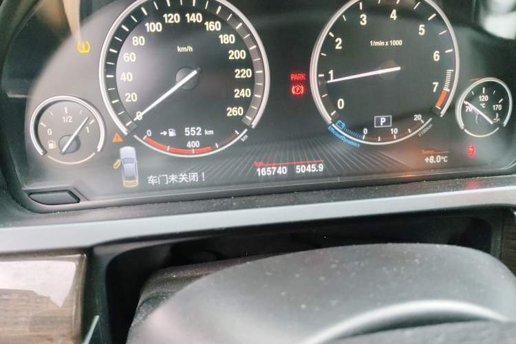 Used BMW 7 Series 2013 740Li xDrive Odometer Close Up