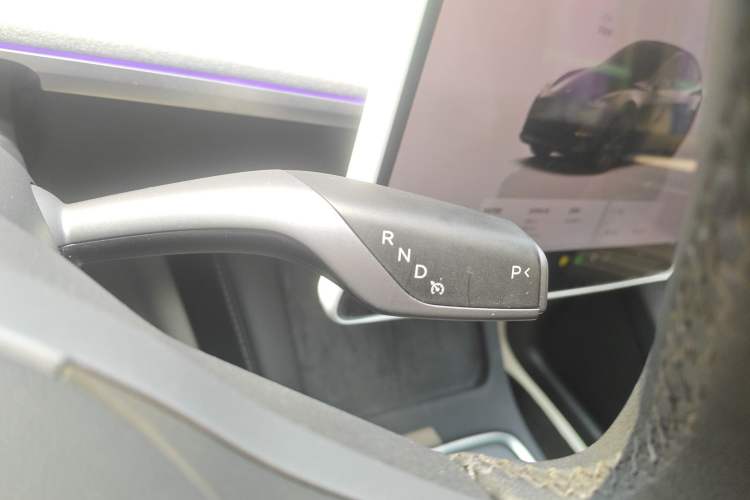 Used Tesla Model Y 2023 Rear-Wheel-Drive Version