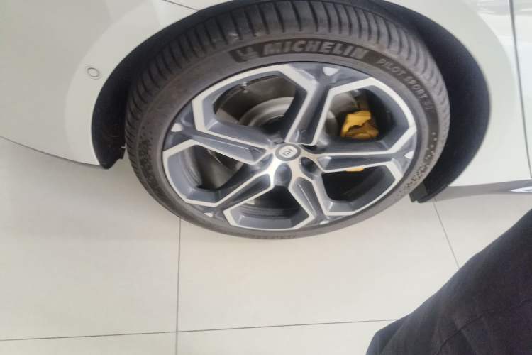 Used Xiaomi Auto SU7 2024 Rear-Drive Ultra-Long Range Advanced Pro-Level Intelligent Driving Version