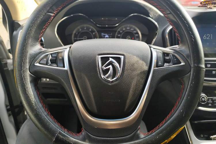 Used Baojun 560 2016 1.8L Manual Luxury Edition Steering Wheel