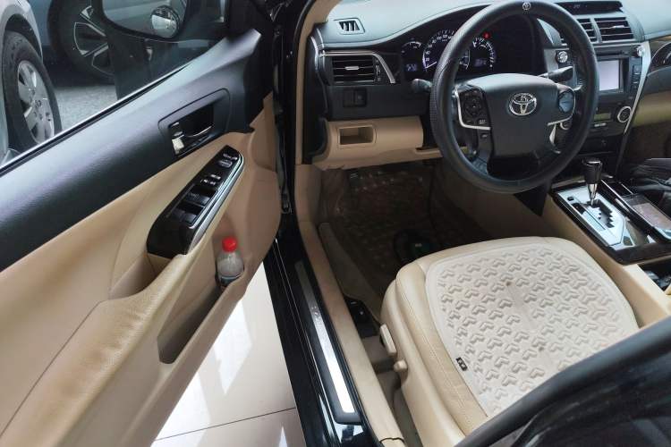 Used Toyota Camry 2012 Luxurious Edition 2.5HG Zunrui Interior 3