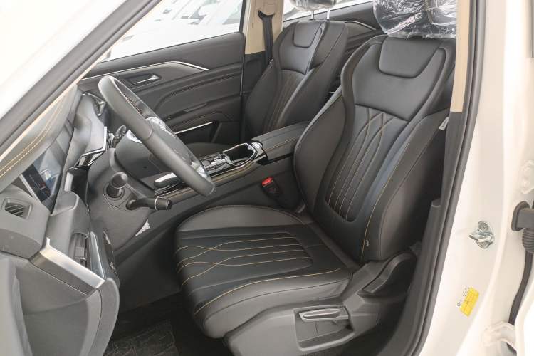 Used Bestune T77 2021 PRO 280 TID Custom Edition Left Front Seat