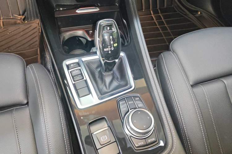 Used BMW 1 Series 2023 125i M Sport Night Edition Gear Lever