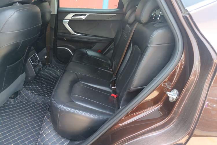 Used Soueast DX7 2020 Xingyue 1.5T DCT Luxury Sunroof Edition