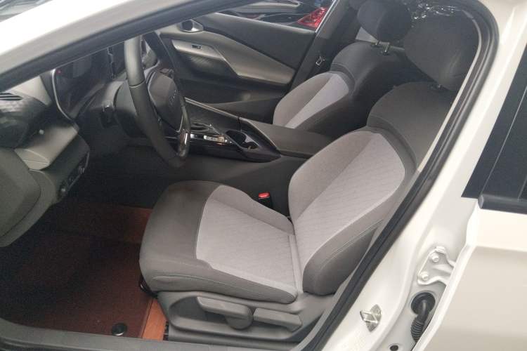 Used Baojun RC-5 2020 1.5L CVT Smart Elite Edition
