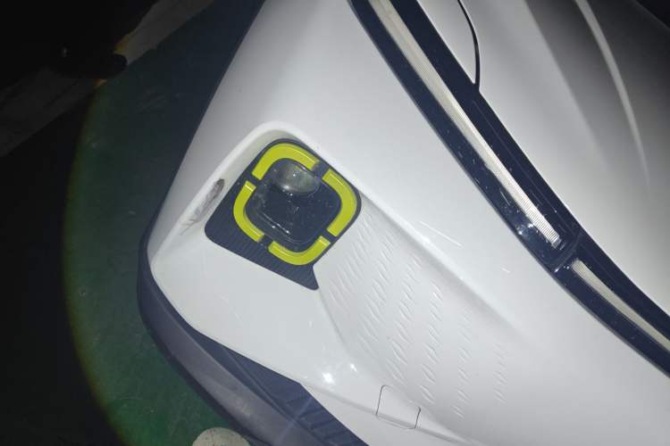 Used Geometry E Firefly 2022 401 km Linglong Tiger 4 Seats
