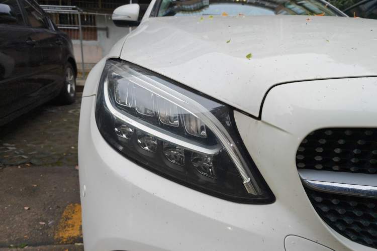 Used Mercedes-Benz C-Class 2020 C 260 L Sport Edition Right Front Headlight