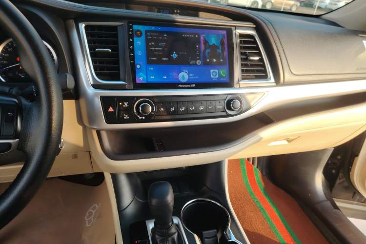 Used Toyota Highlander 2018 2.0T Two-Wheel Drive Elite Edition 7 Seats Emission Standard China V
