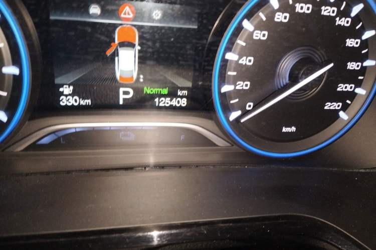 Used AION S 2023 Meizu 580 Lithium Iron Phosphate Odometer Close Up