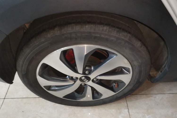 Used Kia KX Cross 2017 1.4L AT GLS