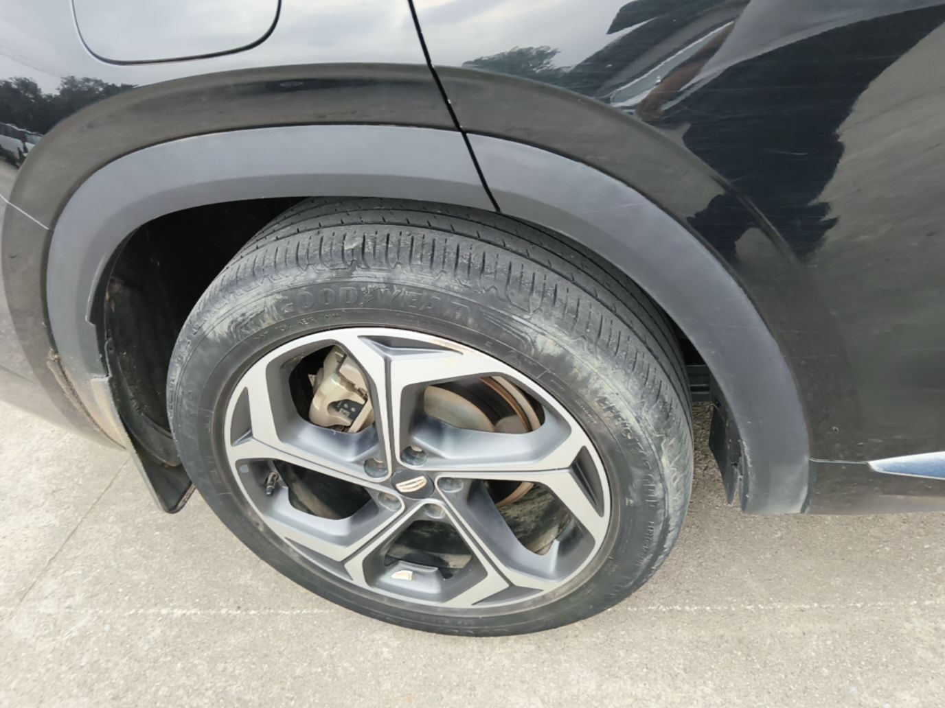 Geely Auto Monjaro L 2021 2.0TD DCT EVO Two-Wheel Drive Prestige Version — снимка 11