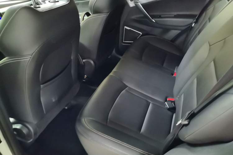 Used Geely Auto Emgrand X7 Sport 2021 Million Edition 1.8TD DCT Two-Wheel Drive Comfort Model Left Rear Seat