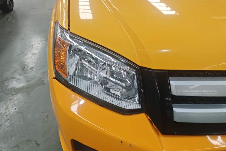 Used JMC Baodian  Right Front Headlight