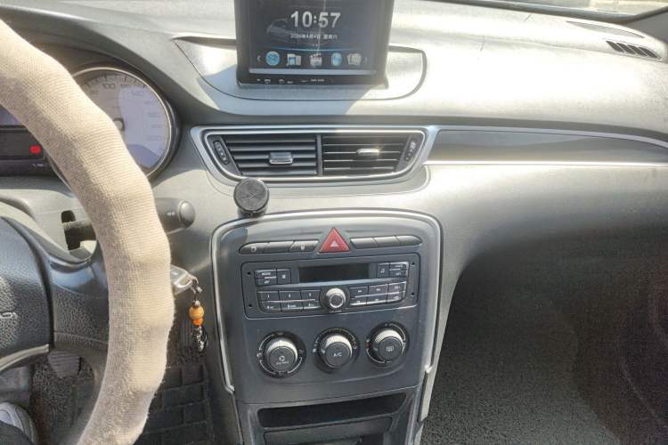 Used Peugeot 308 2014 Enjoy Edition Classic 1.6L Manual YouShang Model
