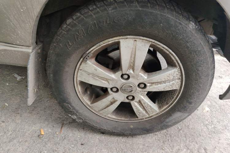 Used Jinbei New Hiace X30L 2018 1.5L Wealth Edition DLCG14 Right Front Wheel Hub