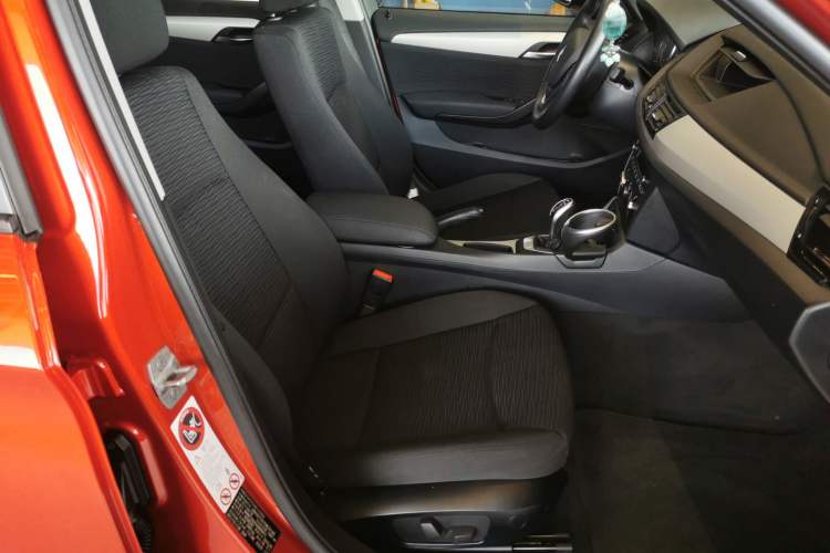 Used BMW X1 2014 sDrive18i Fashion Model