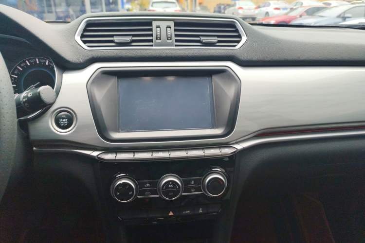 Used Haval H2 2017 Blue Label 1.5T Manual Two-Wheel Drive Elite Model
