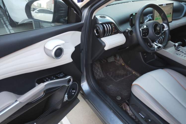 Used BYD Yuan PLUS 2024 Honor Edition 430KM Leading Model