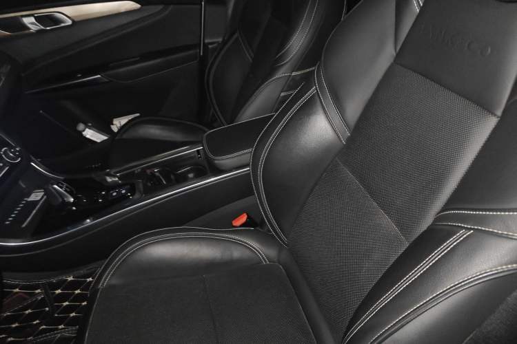 Used Lynk & Co 01 2017 2.0T Two-Wheel Drive Pro Edition
