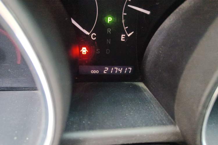 Used Toyota Highlander 2009 3.5L 4x4 7-Seater Luxury Edition Odometer Close Up